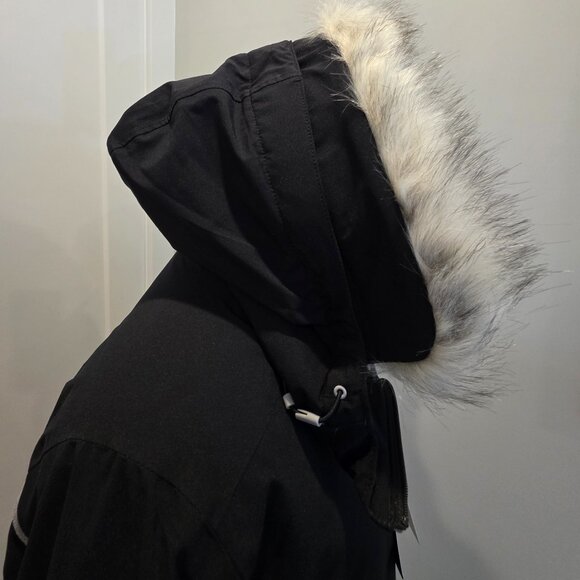 Brand new, never worn womens Columbia ski jacket - Picture 10 of 16